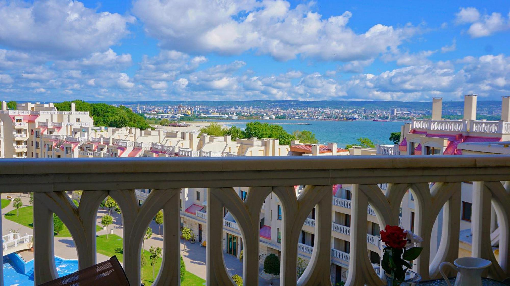 Апартаменти Варна Саут На Плажа 2 - Varna South Apartments On The Beach 2 Dış mekan fotoğraf