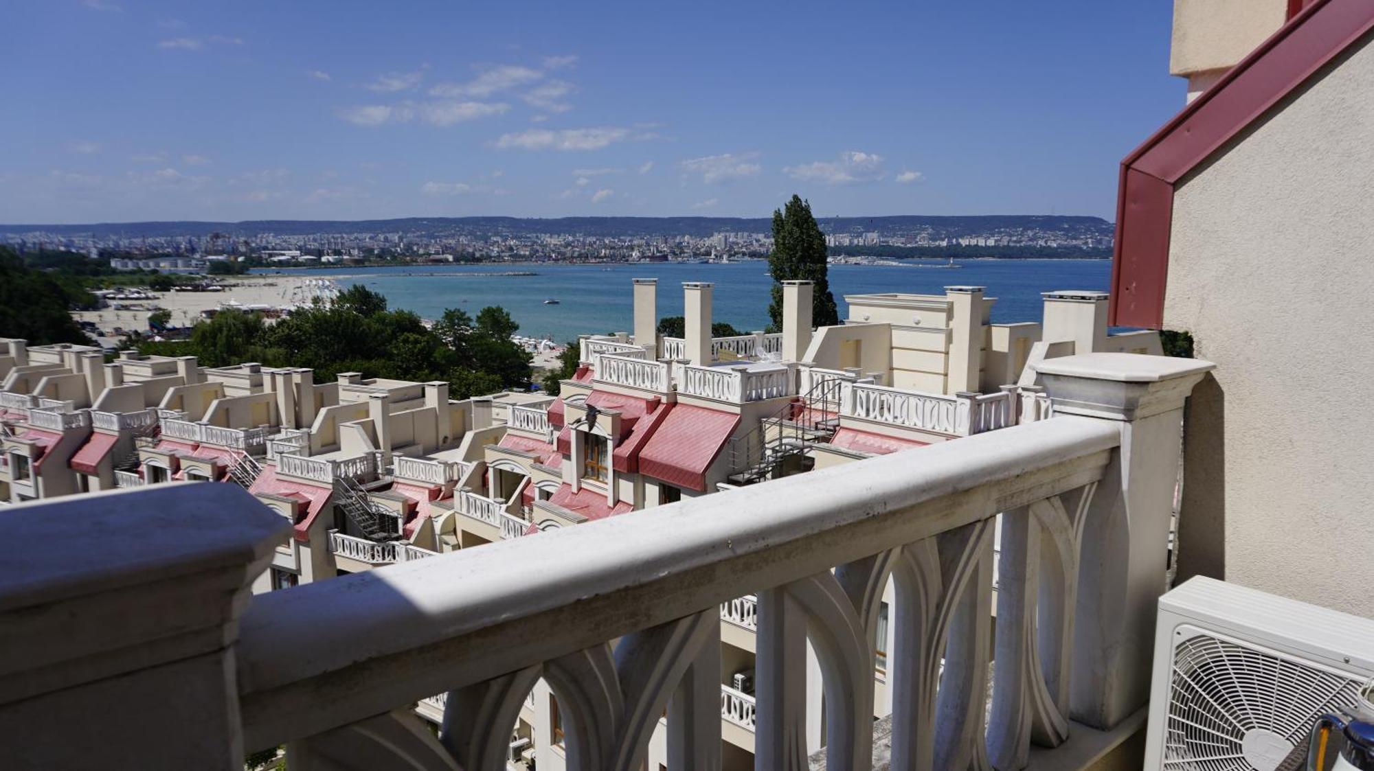 Апартаменти Варна Саут На Плажа 2 - Varna South Apartments On The Beach 2 Dış mekan fotoğraf